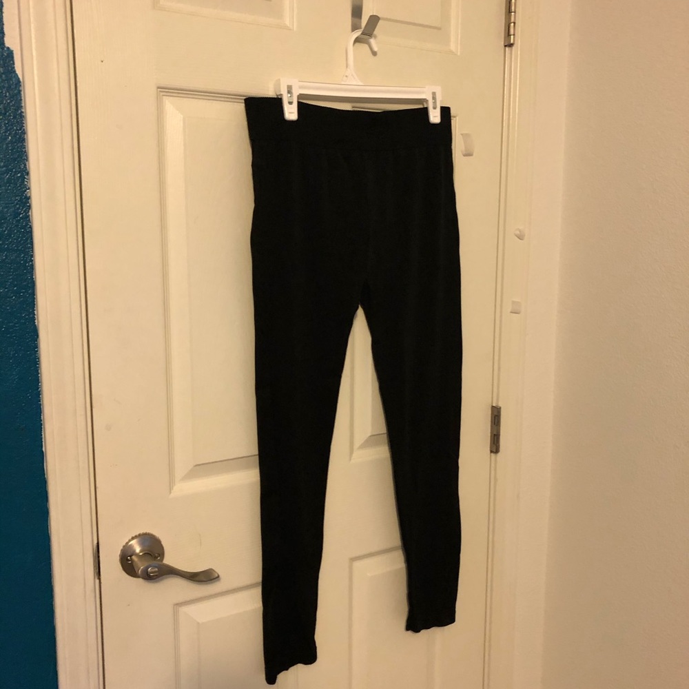 black leggings